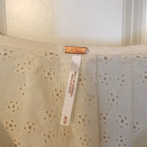 Free People ivory button up top - Picture 5 of 8